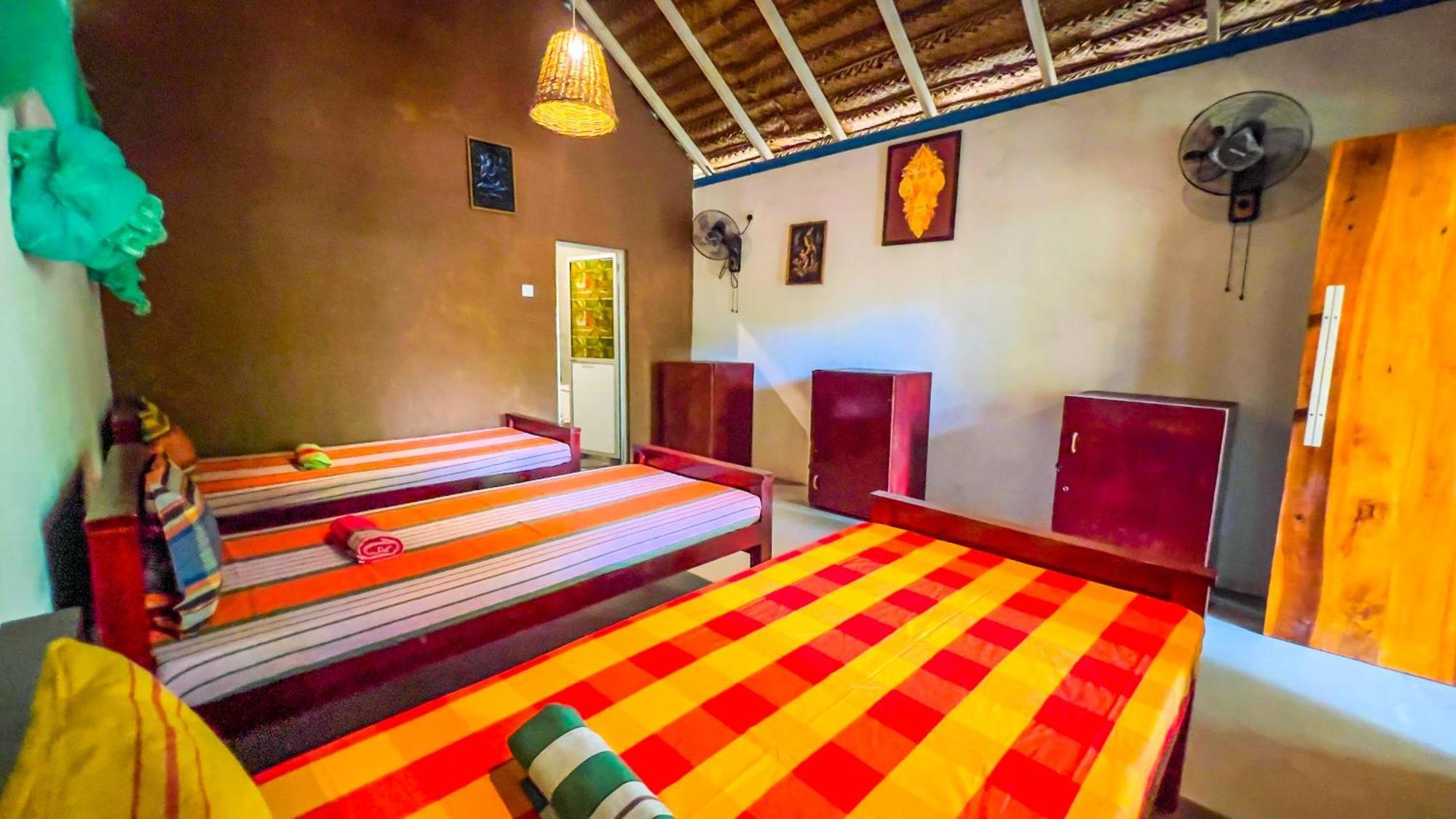 Jungle Host Hostel And Tree House Sigiriya Exterior foto