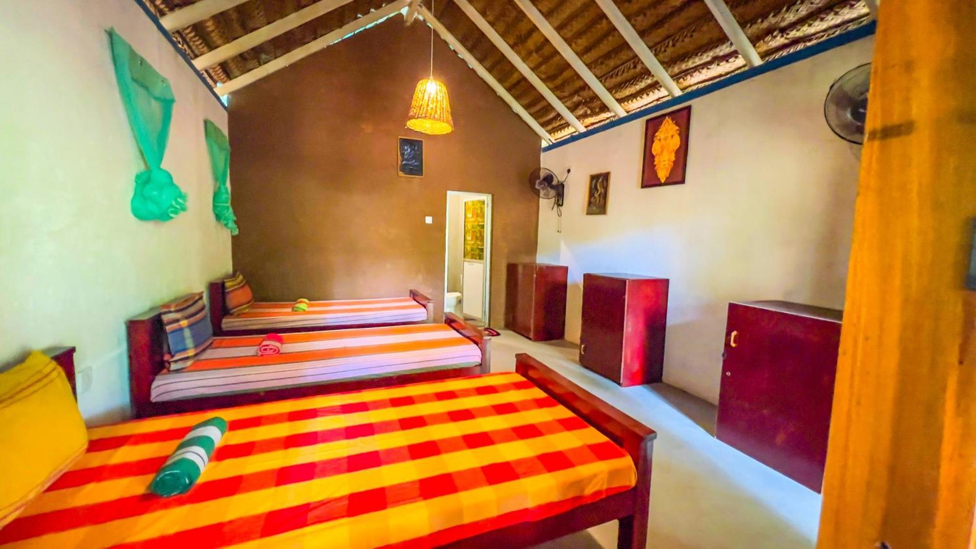 Jungle Host Hostel And Tree House Sigiriya Exterior foto