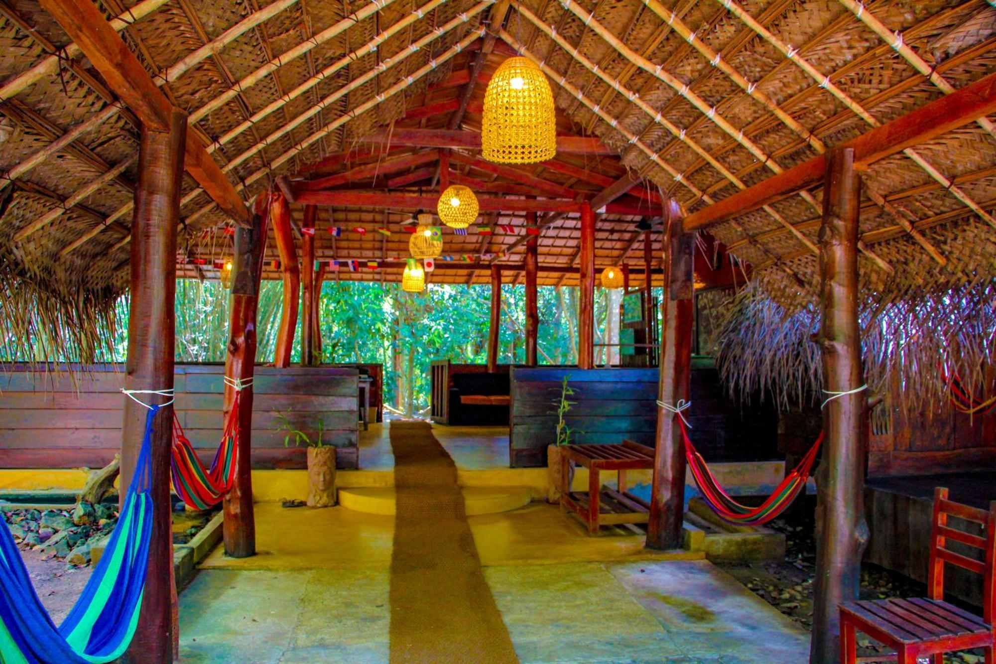 Jungle Host Hostel And Tree House Sigiriya Exterior foto