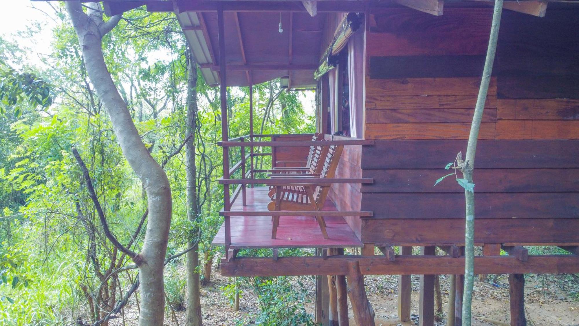 Jungle Host Hostel And Tree House Sigiriya Exterior foto